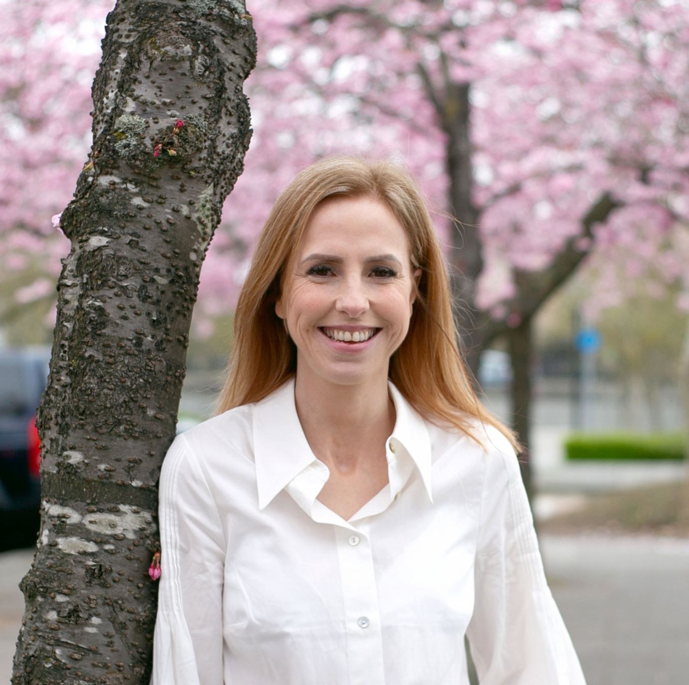 Dr Hayley Henderson
